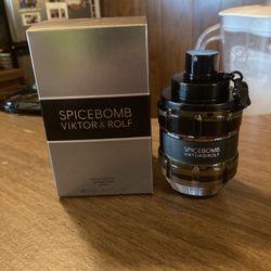 Viktor & Rolf Spice Bomb Men's Cologne