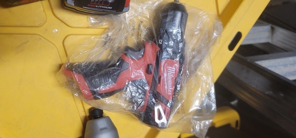 12v  Drill
