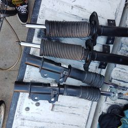 Mercedes  Shocks And Springs Perfect Condition 