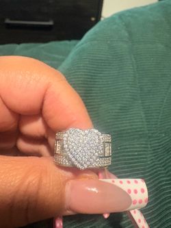 Silver heart ring