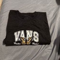 Men’s Vans short sleeved shirt size medium 