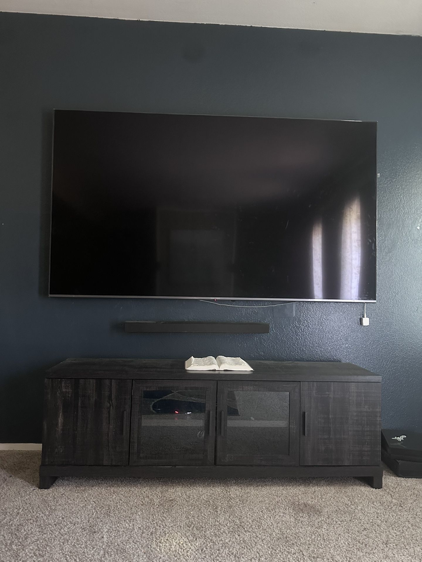 85 Inch LG Smart TV