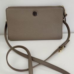 Tory Burch  Bags - As New crossbody Purses