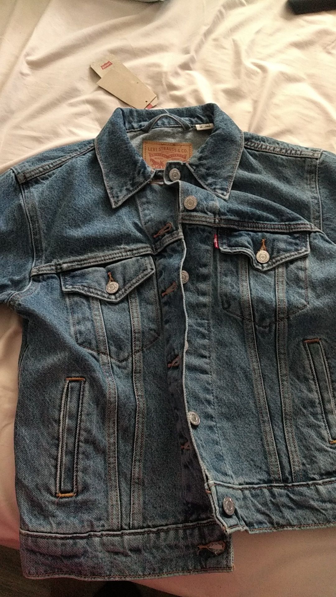 Woman's Levi's denim jacket NEW