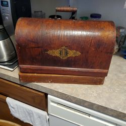 Singer Sewing Machine