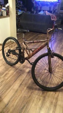 Hyper Bicycles 20" Shocker Mountain Bike