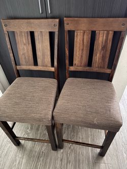 Table chairs (tall) 4 sillas altas para mesa