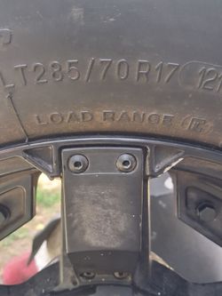 17' RIMS/TIRES. (6LUGS)    20'RIMS/TIRES  (6 LUGS)