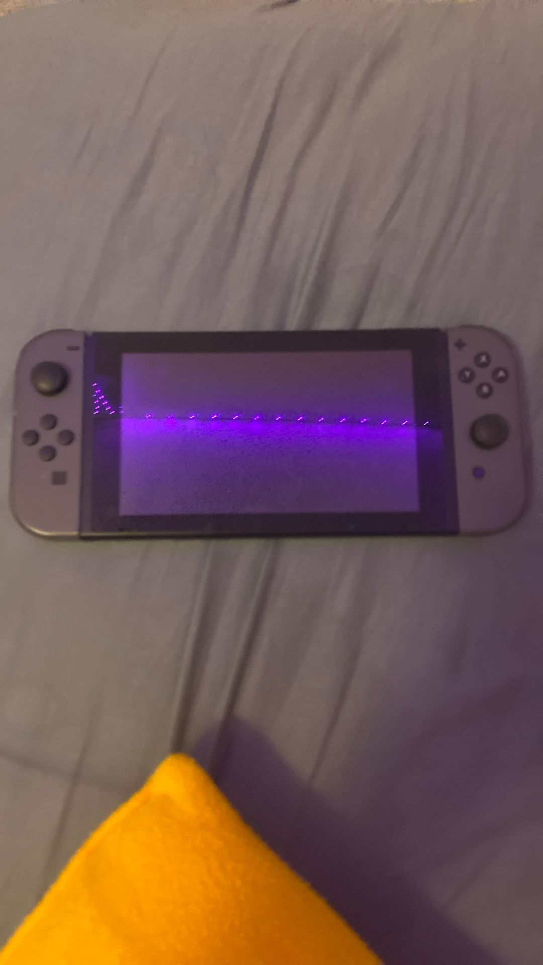 Black nintendo switch,