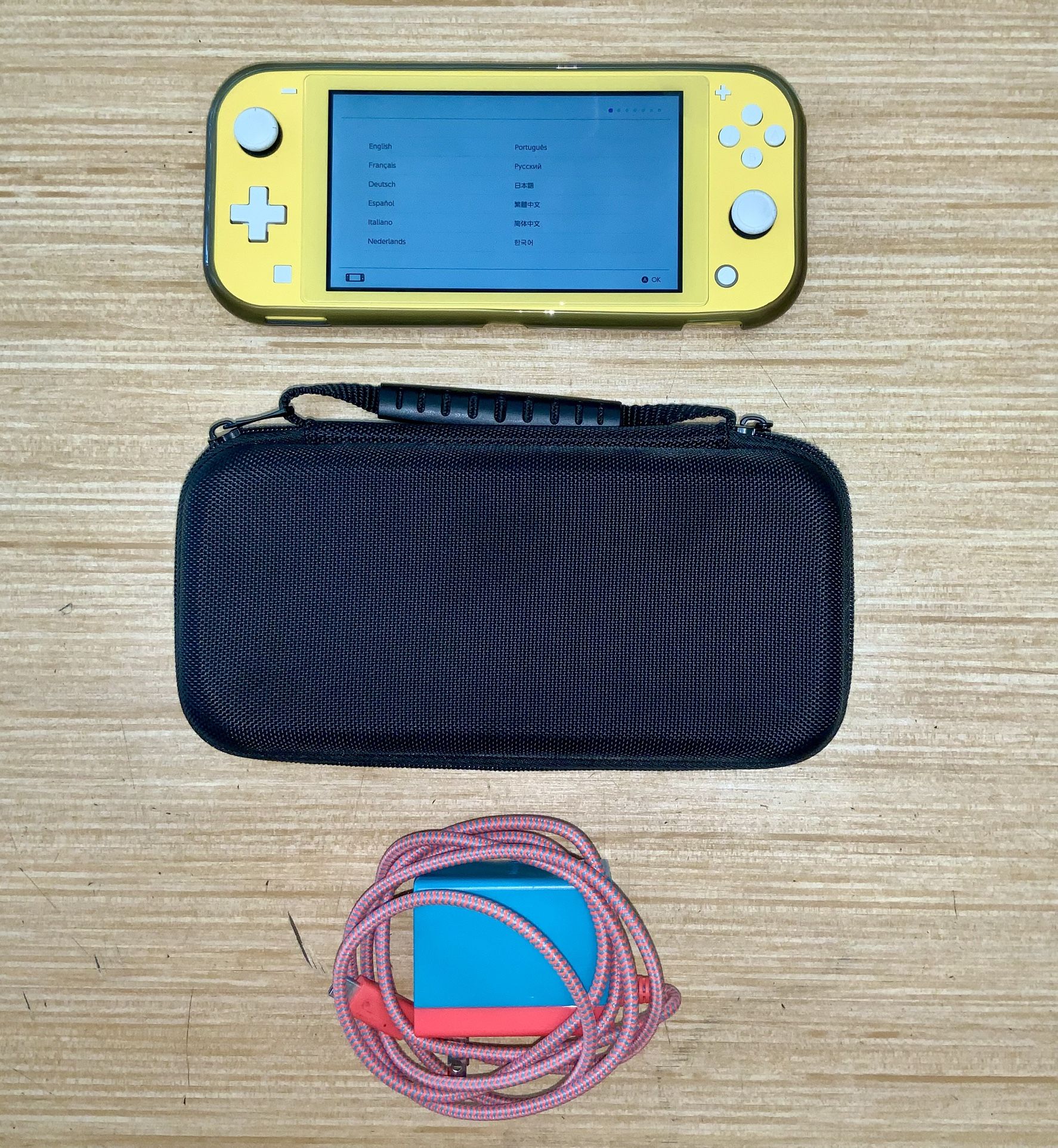 NINTENDO Switch Lite W/ Screen Protector, Charger & Carrying case