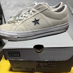 Converse Shoes Size 6 Men’s 