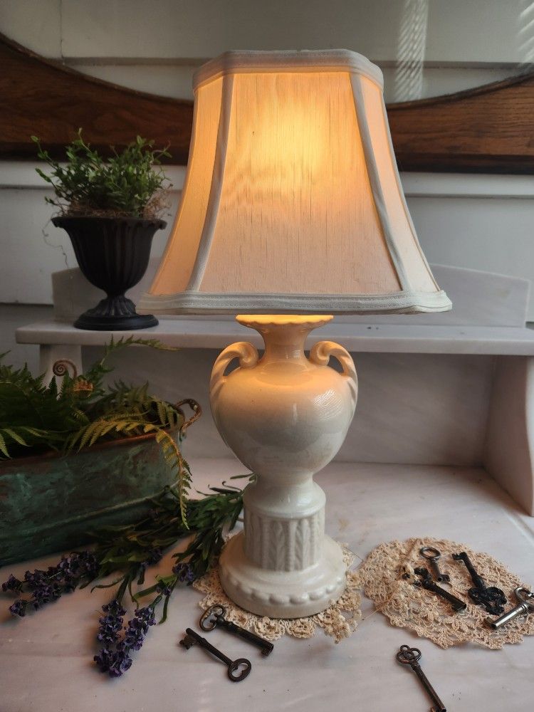 Charming Vintage Lamp 