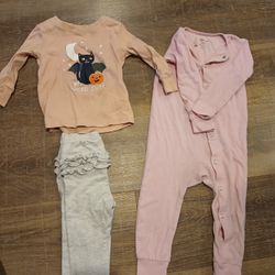Babygirl Clothes & Baby Carrier