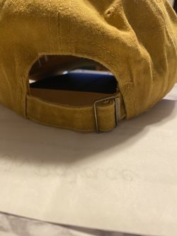 Caps