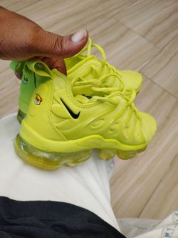 VAPOR MAX PLUS NIKES