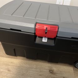 New Rubbermaid Cooler On Wheels
