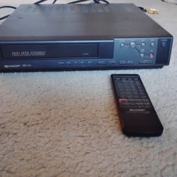Sharp VCR VHS player/recorder with remote