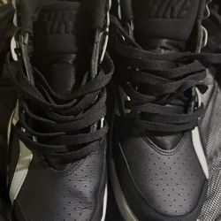 Nike Air Trainer Sc Size 9 