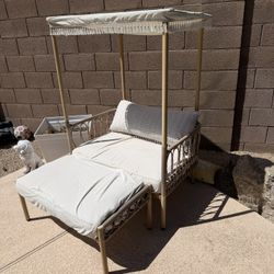 Outdoor Day Bed