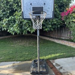 Basketball Hoop 