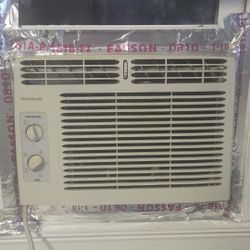 FRIGIDAIRE WINDOW AIR CONDITIONER 5000 BTU