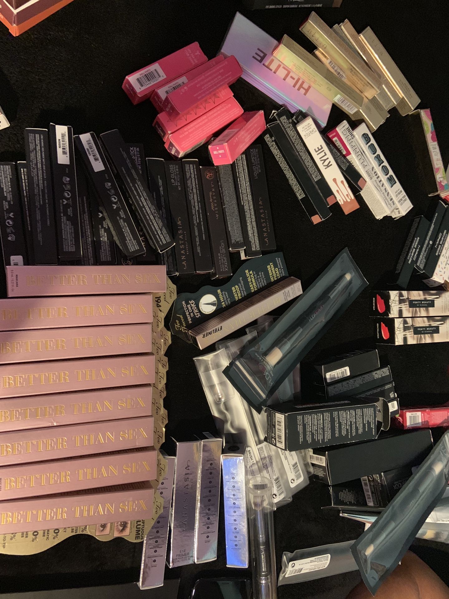 Makeup Lots WHOLESALE MAKEUP LOT for Sale in Los Angeles, CA - OfferUp