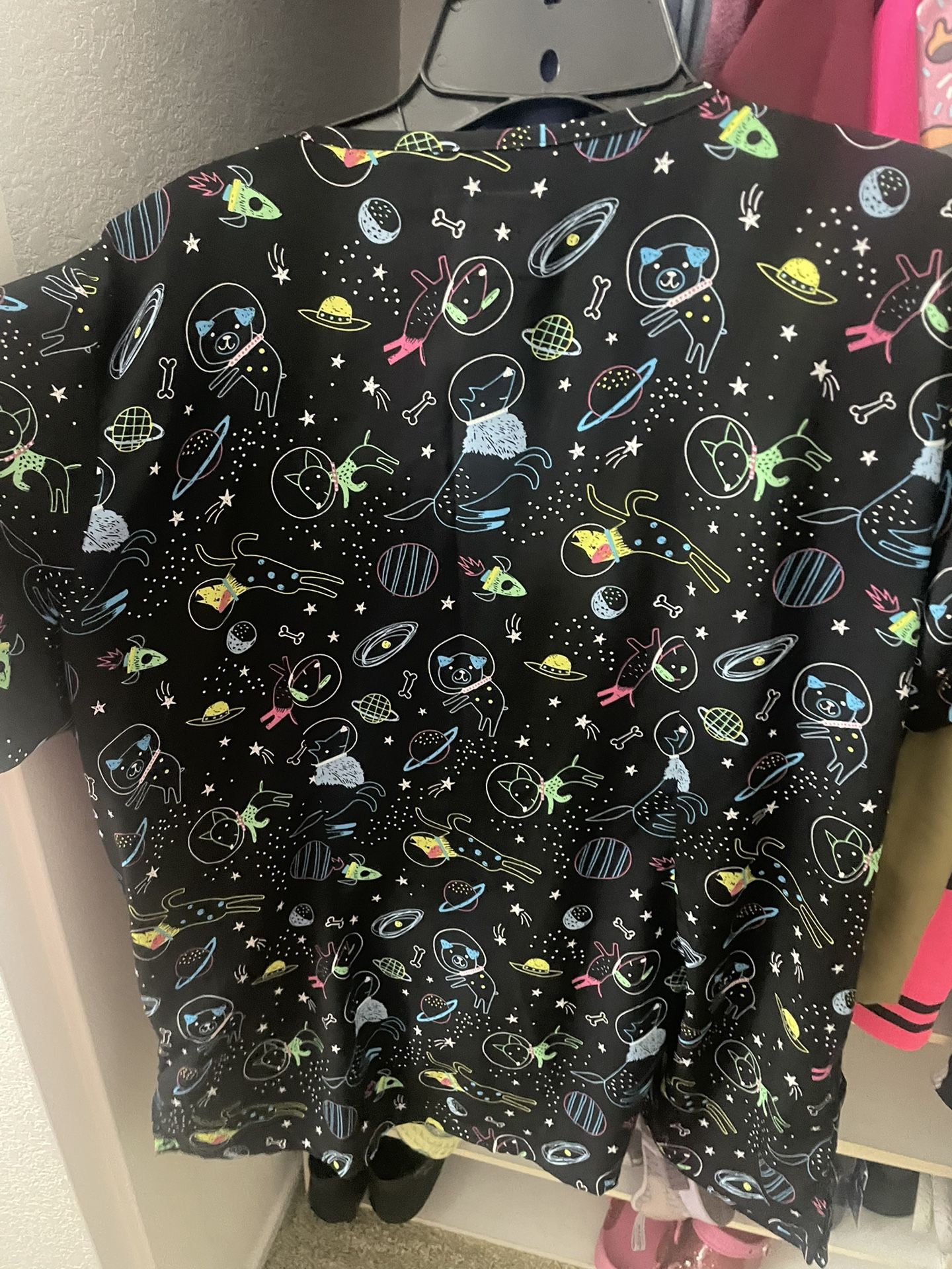 Scrubs Galaxy Size L