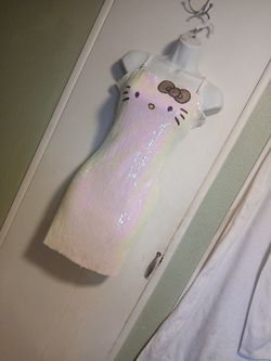 Hello KITTY wite Dress Size L 
