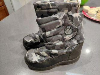 Snow Boots (Kids)