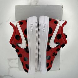 Toddler Nike Air Force 1 SE (ladybugs)