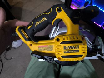 New DeWalt 12volt skill saw