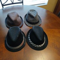 4 Men Daniel.Cremiux Hats