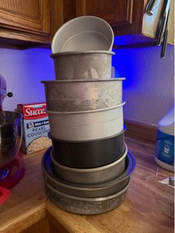 Cake pans
