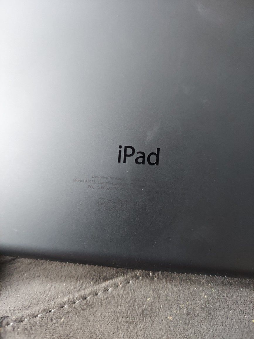 IPad Mini A1455 And Leather Case