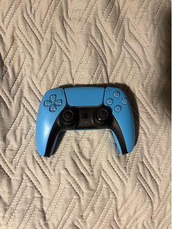PS5 controller light blue