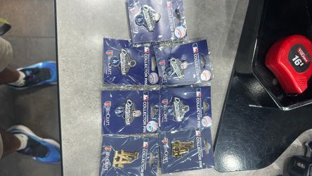Collector Pin (WS 2025 & Gold LA)
