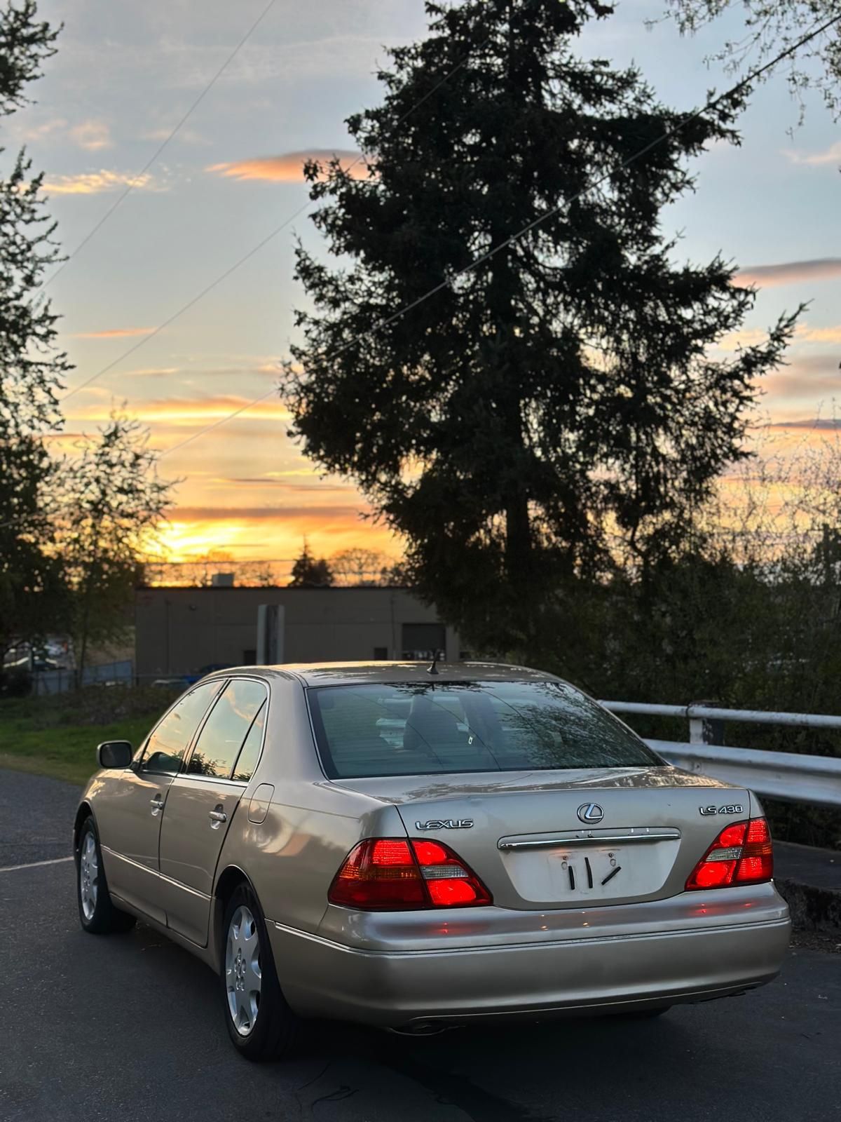 2001 Lexus LS 430