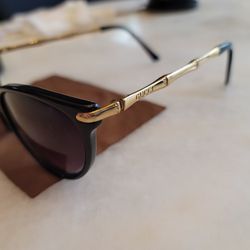 Gucci Sunglasses (Gold & Black) 