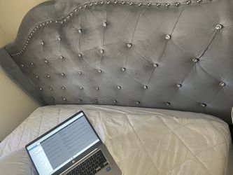 Queen Bed