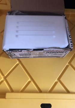 Halo recessed step light