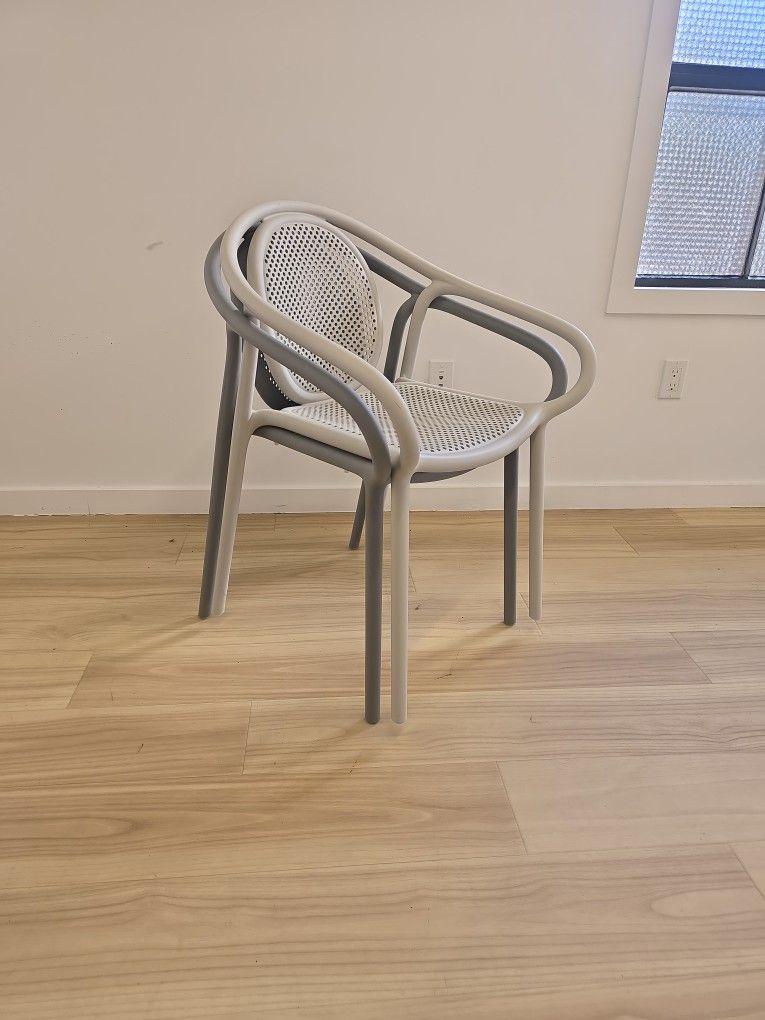 Outdoor Dining Chairs