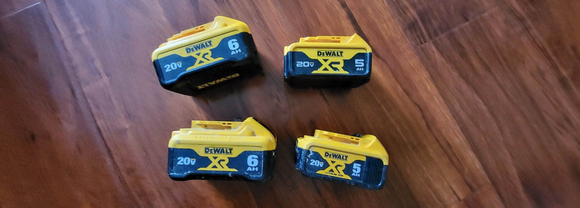 Dewalt Battery