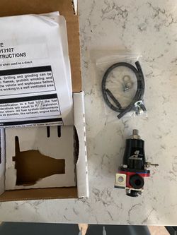 Aeromotive Fuel Pressure Regulator with Hardware for Chevrolet/Corvette