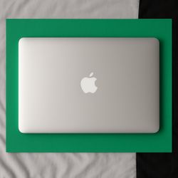 🔥 MacBook Air (13-inch) — Perfect Starter Laptop / DJ / School / Business — Clean & Ready to Use 🔥
