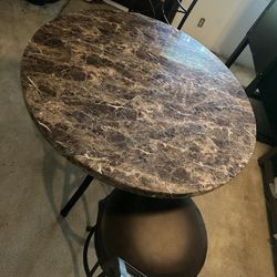 Dining table W/ Chairs 