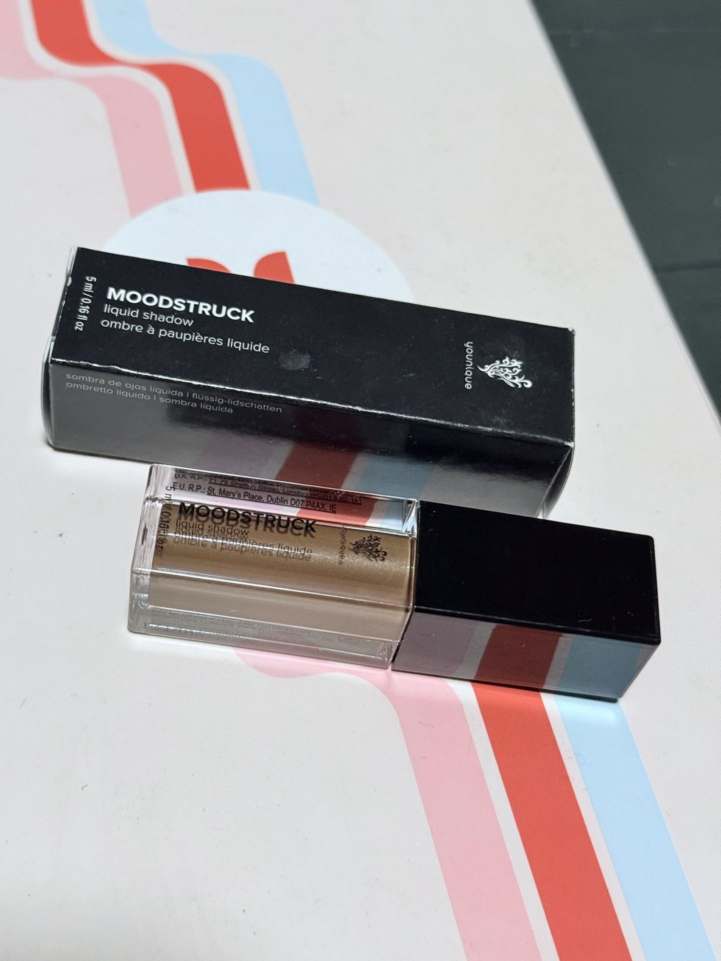 Brand New In Box YOUNIQUE Liquid Eyeshadow In ORNATE