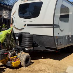 Camper Trailer Mover And relocation