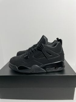 Black Cat Jordan 4 Retro