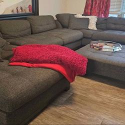 Free Delivery Gray Sectional 
