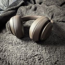 Beats Studio Pro Brown